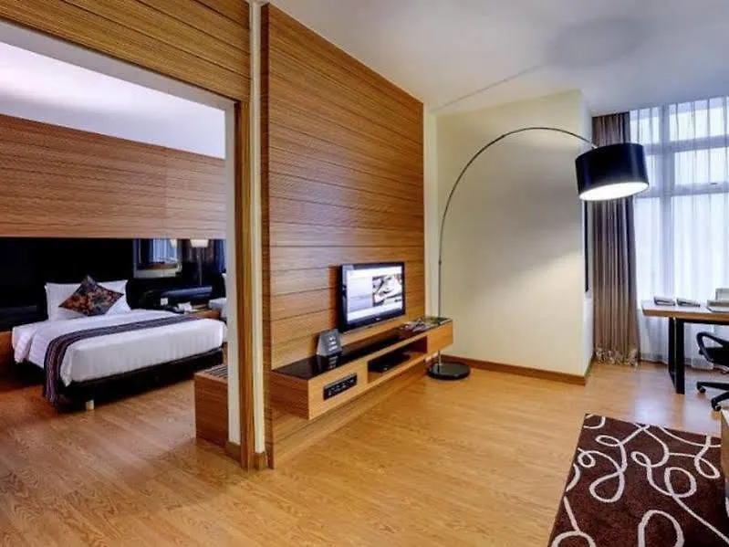 Ramada Plaza Kuala Lumpur 5*,  Malaysia
